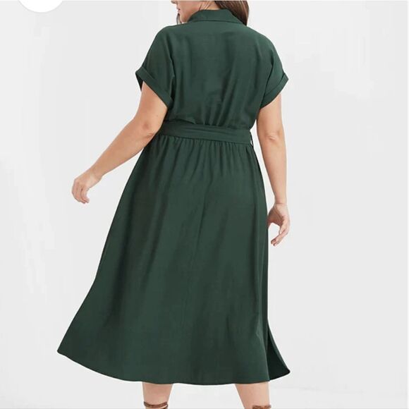 NWT BloomChic button front short sleeve belted dress 12/ L - Picture 2 of 9